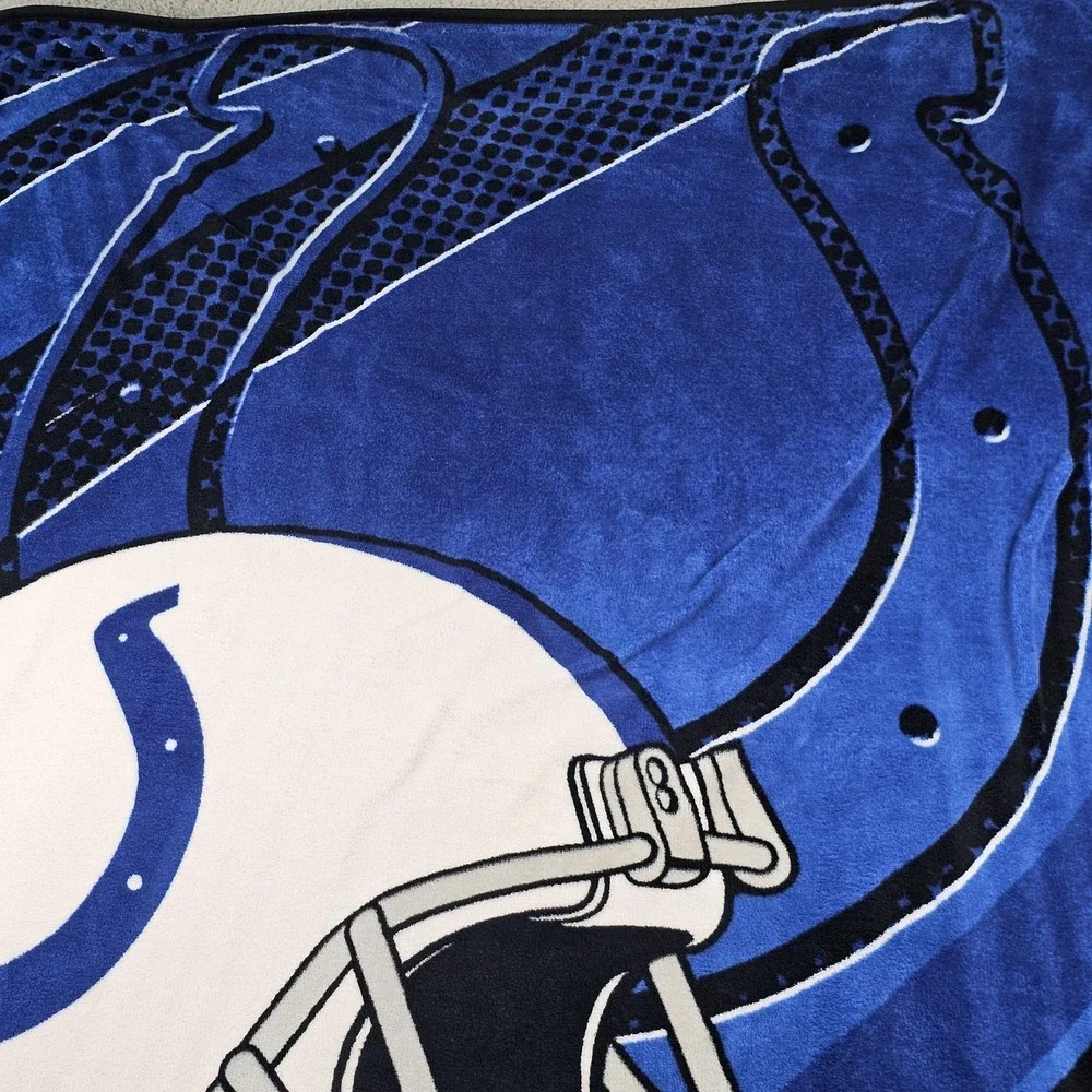 Indianapolis Colts Fleece‎ Throw Blanket Blue White NFL Football Logo Helmet